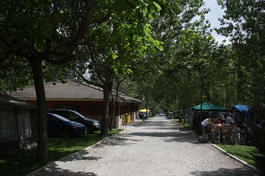 Bungalows Conca De Ter Vilallonga de Ter Εξωτερικό φωτογραφία